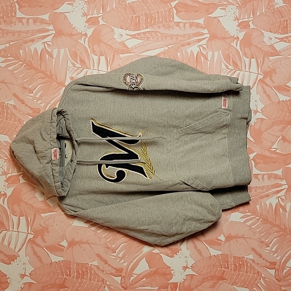 Stitches Tops - Retro Milwaukee Brewers Logo Women's Sweatshirt Size Medium